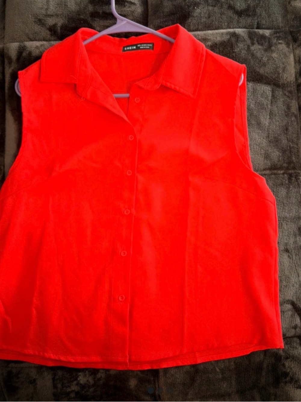 SHEIN Red Sleeveless Button-Down Collared Top